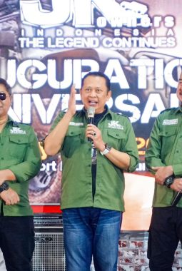 Hadiri HUT Ke-4 Komunitas Jeep JK Owners Indonesia, Ketum IMI Bamsoet Dorong Komunitas Otomotif Tingkatkan Ekonomi Kreatif